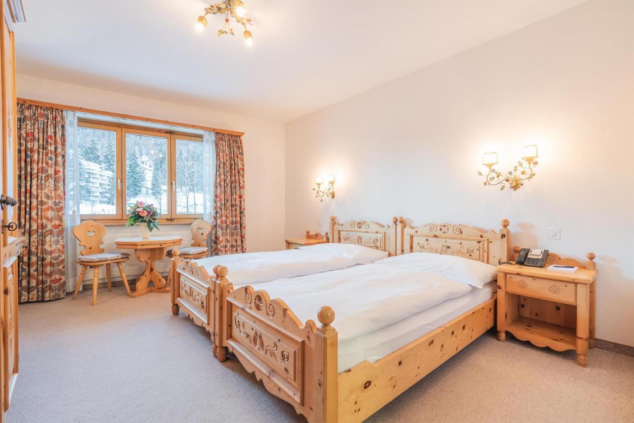 Hotel Corvatsch - Web Check-In 圣莫里茨 外观 照片