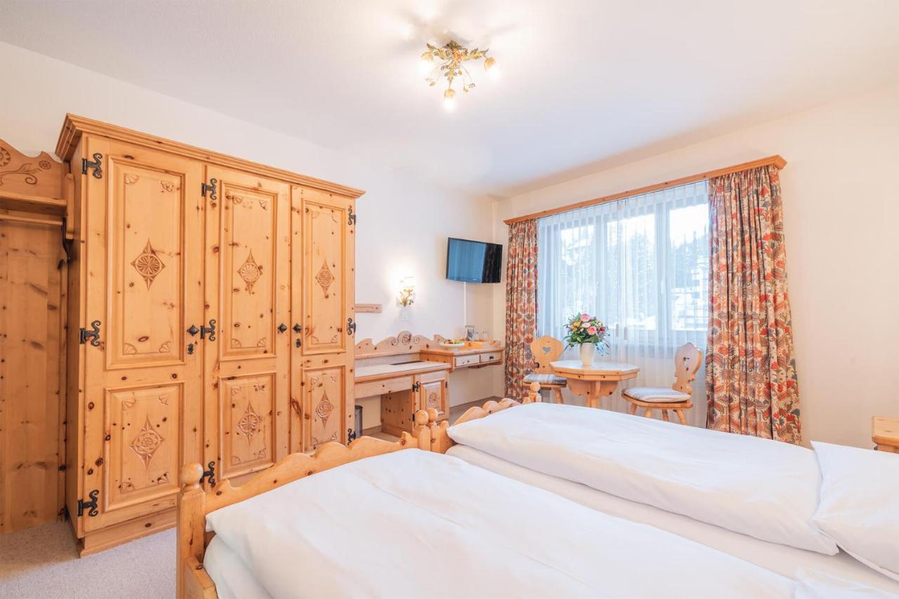 Hotel Corvatsch - Web Check-In 圣莫里茨 外观 照片