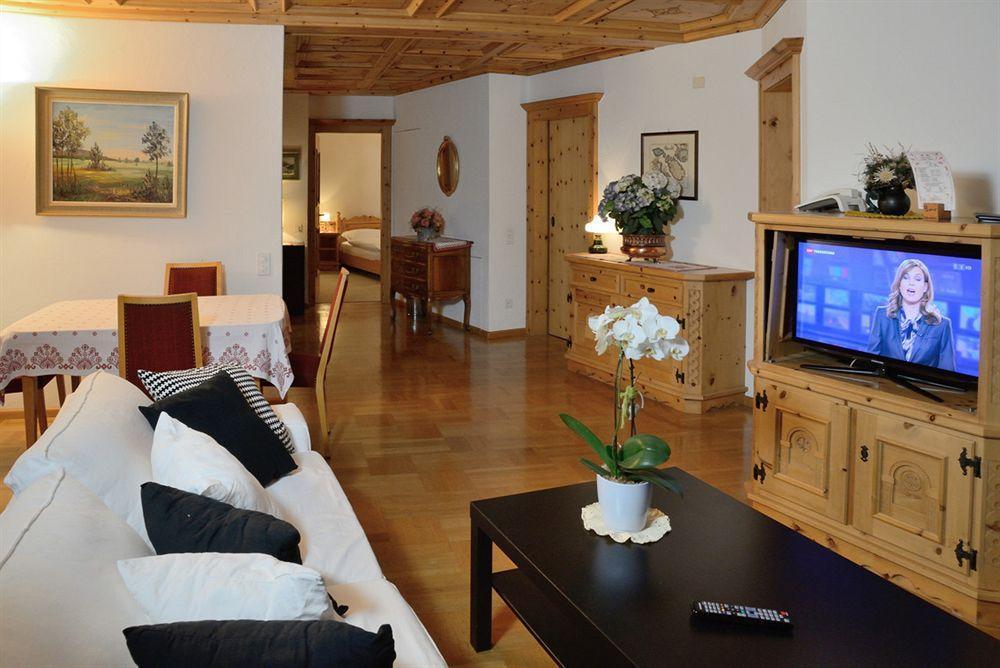 Hotel Corvatsch - Web Check-In 圣莫里茨 外观 照片